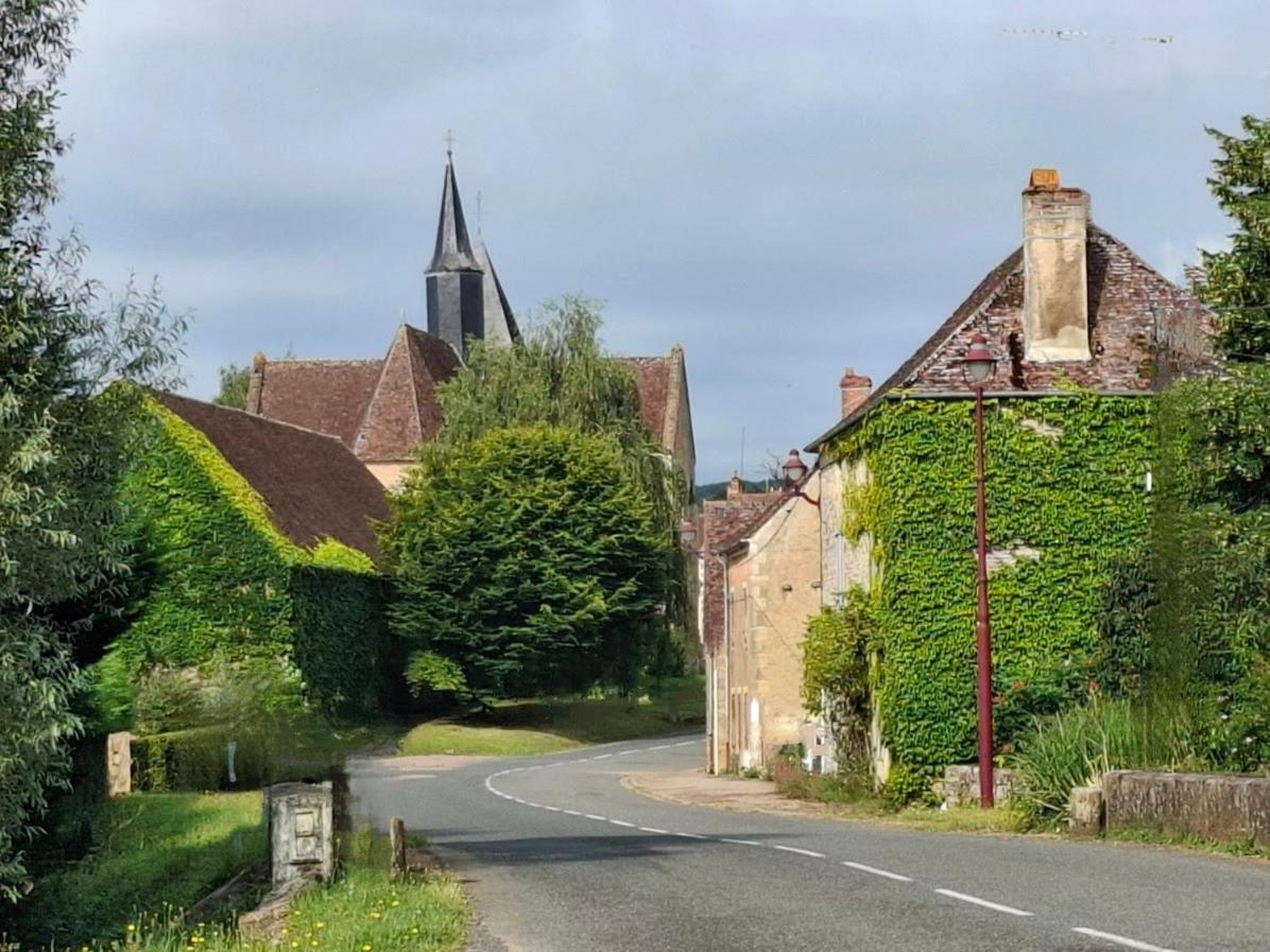 Chambres D'Hotes Les Frerots Lurcy-le-Bourg Экстерьер фото